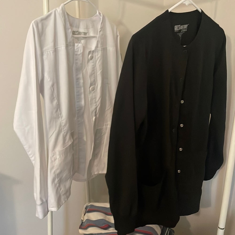 Scrub jacket set of 2
